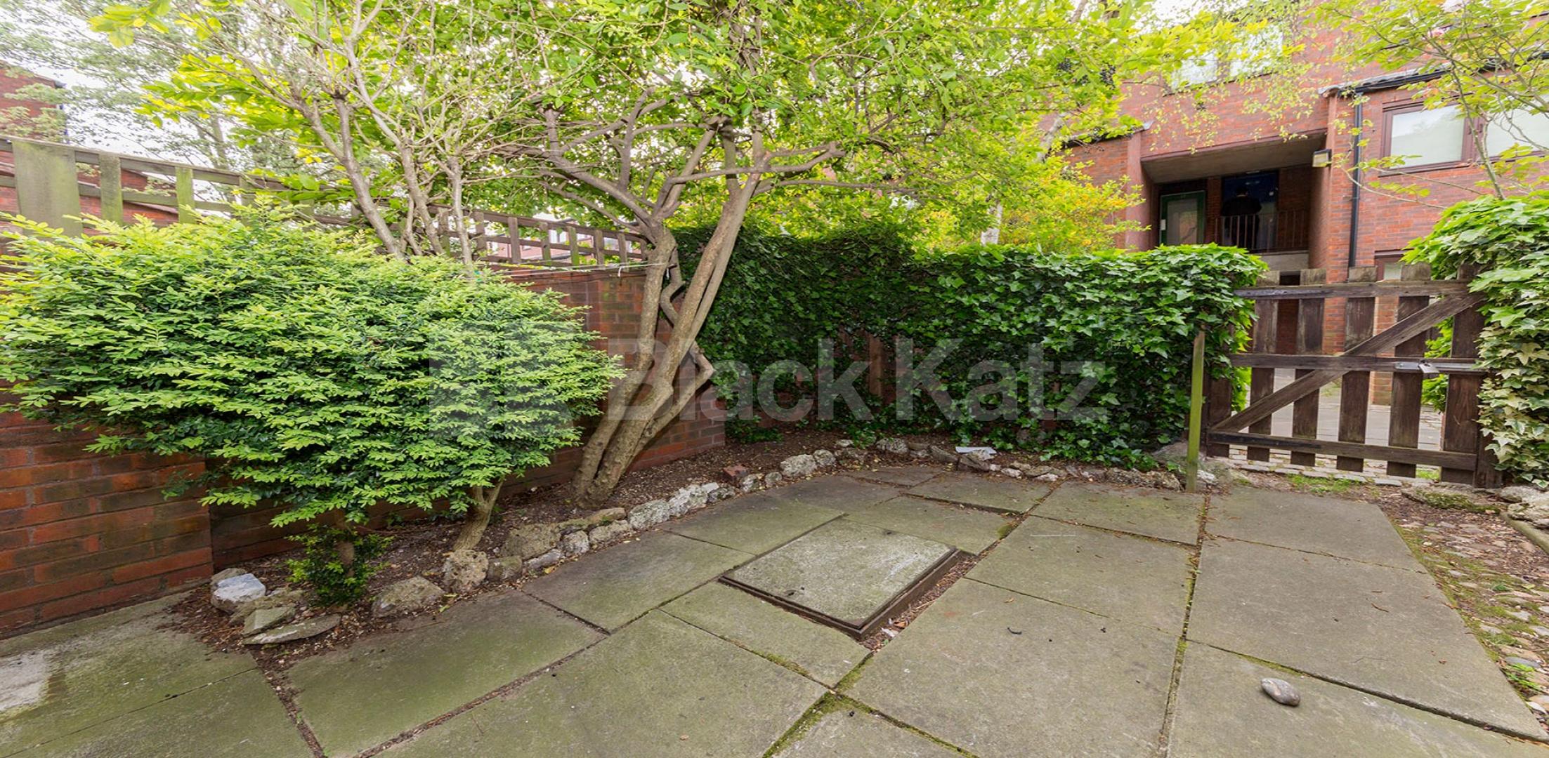 Invigoratingly majestic 1 Bedroom, Furnished Flat in Lymington Road NW6